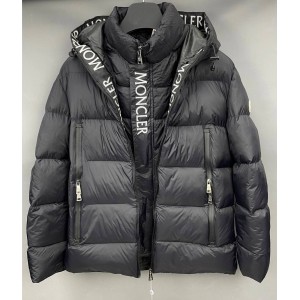 Зимняя куртка Moncler L1461